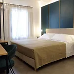 Mazzini 4*